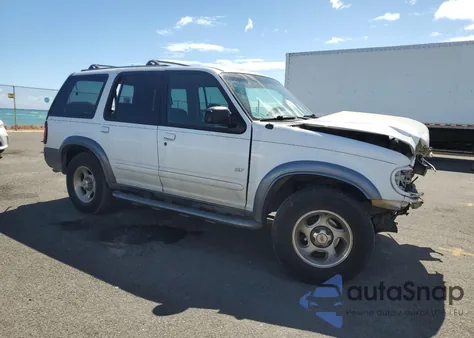 2000 Ford Explorer Xlt из США, поврежденный, VIN 1FMZU73E5YZC37274